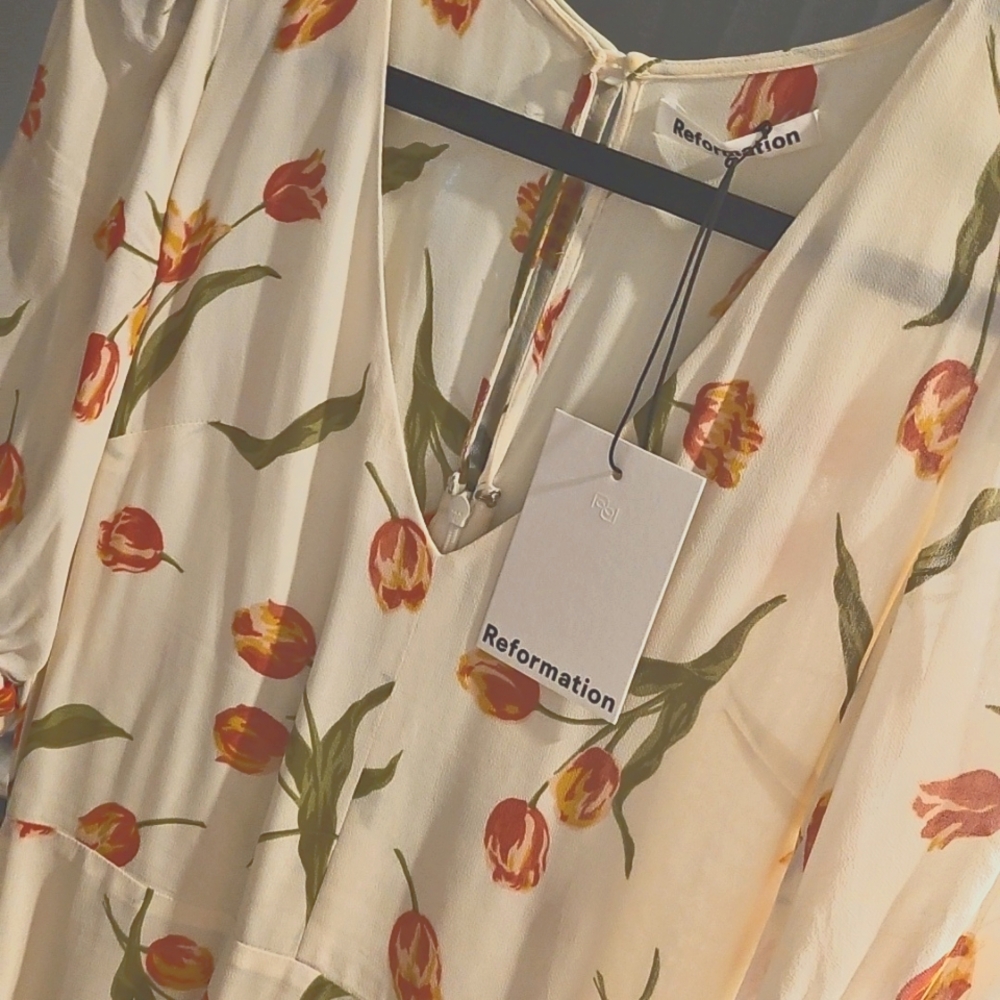NWT Reformation RARE Nantes dress in Bianca tulip size 0 - Picture 4 of 10